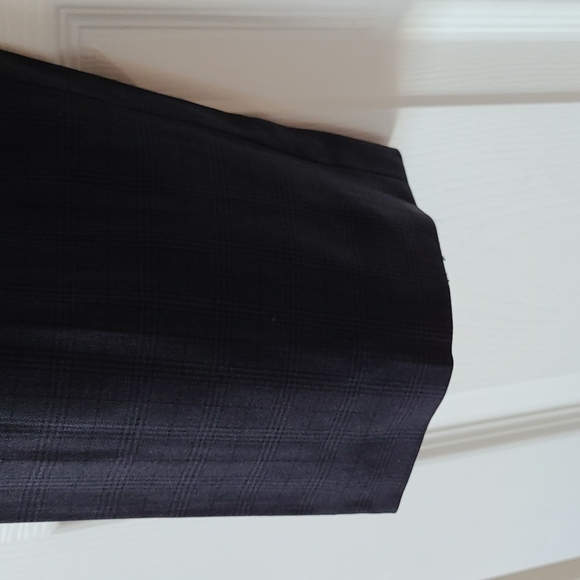 Banana Republic Dress Pants - Picture 4 of 7